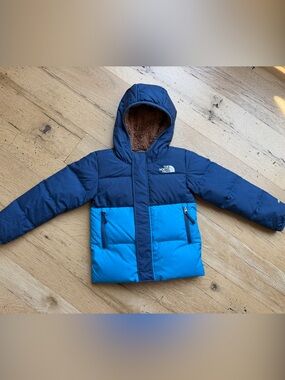 The North Face Kids' Navy and Bright Blue Hooded Puffer Jacket